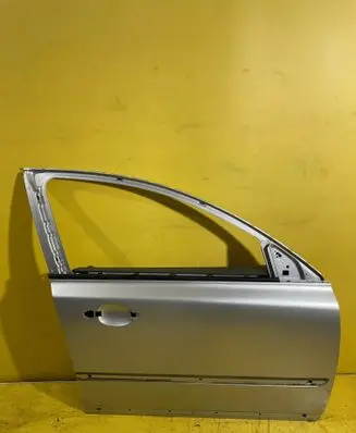 Volvo S40 Front door 