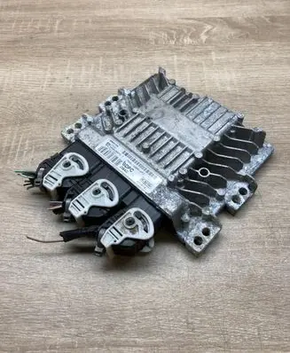 Ford Focus Engine control unit/module ECU 7M5112A650APC 5WS40607C