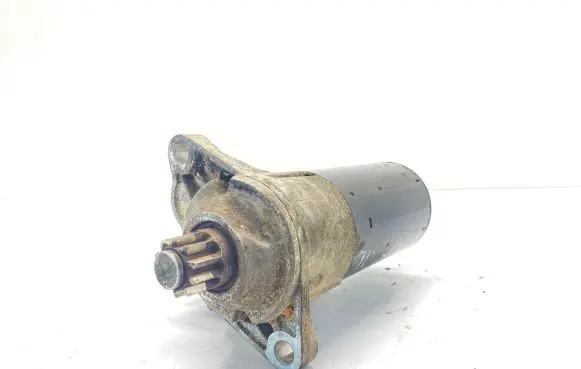 Volkswagen Touran I Starter motor 0001123015 02E911