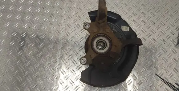 Toyota Verso Front wheel hub