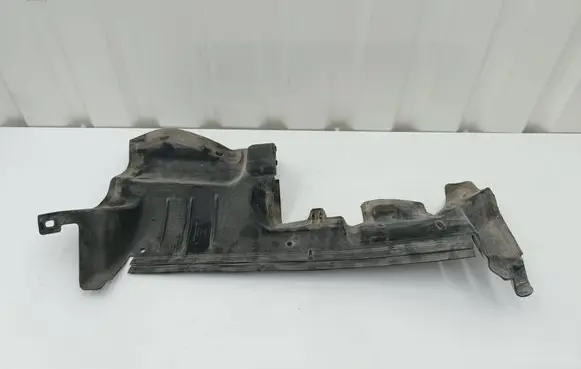 Dodge Charger Intercooler air guide/duct channel 68202656AA 66592