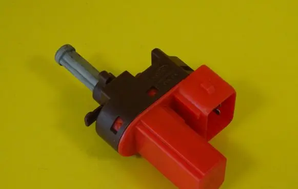 Ford Mondeo Mk III Brake pedal sensor switch 95BB7C534AC 95BB-7C534-AC