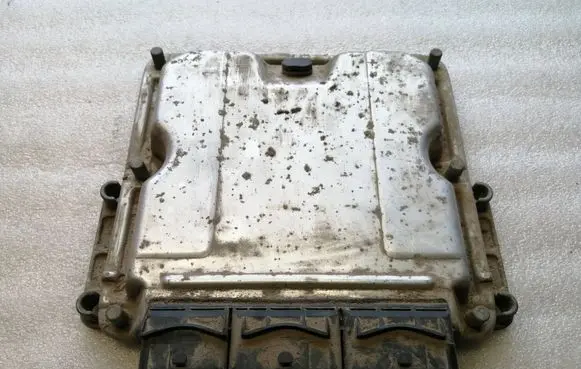 Renault Laguna II Engine control unit/module 8200346254 8200309318 0281011571