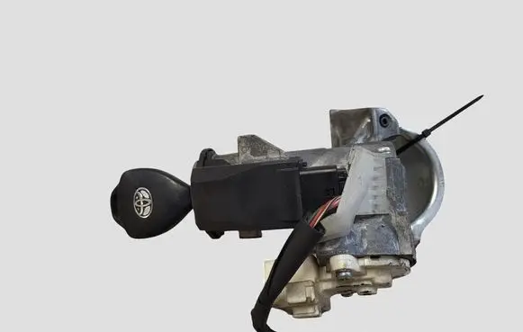 Toyota Auris 150 Ignition lock 450200204 N0502638