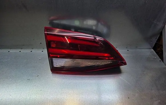 Opel Astra K Tailgate rear/tail lights L90084804 39032040 368158932