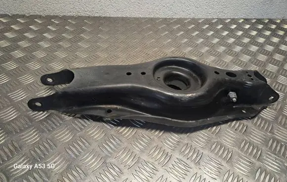 Mercedes-Benz E W212 Rear upper control arm/wishbone A2433522700