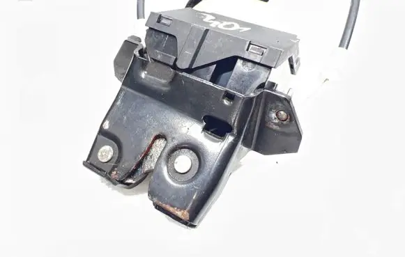 Mercedes-Benz E W211 Loading door lock A1717500085