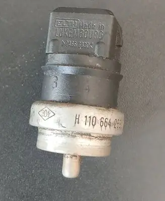 Renault Master II Coolant temperature sensor 8200202612