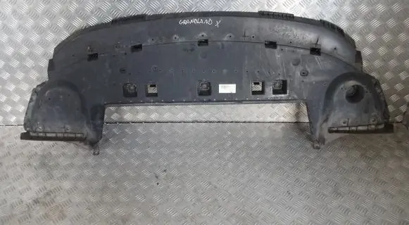 Opel Grandland X Front bumper skid plate/under tray 