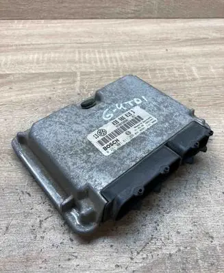 Volkswagen Golf IV Engine control unit/module ECU 038906018D 0281001611