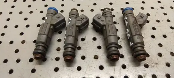 Ford Focus Fuel injectors set 0280155887