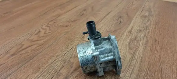 Renault Laguna III Vacuum pump 146505272R