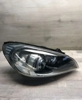 Volvo V60 Headlight/headlamp 31299991 89905476