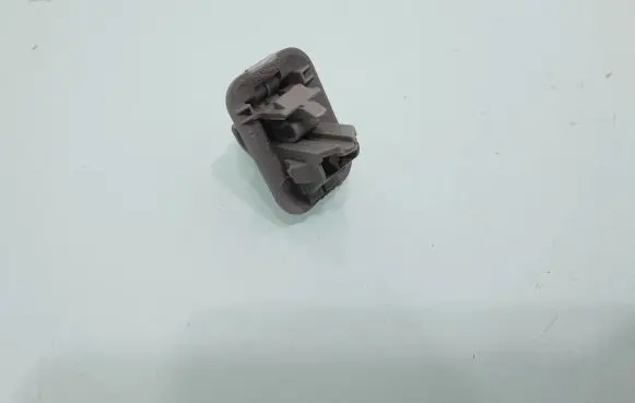 Sun visor clip/hook/bracket