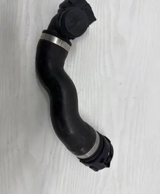BMW 5 F10 F11 Engine coolant pipe/hose 7800101 364148378