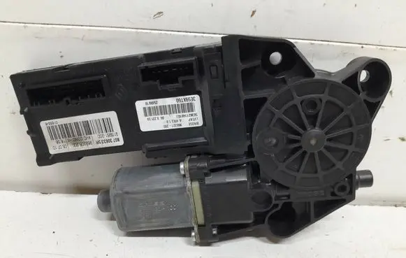 Renault Scenic III - Grand scenic III Front door window regulator motor 807306335R 966321200