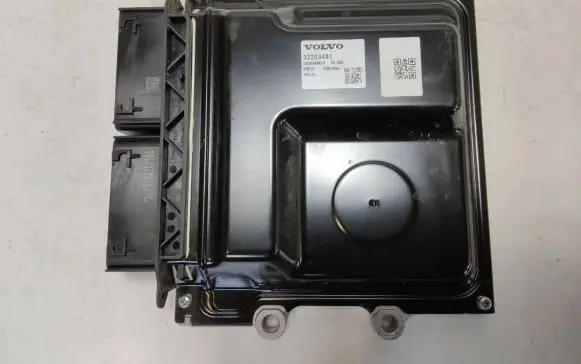 Volvo XC90 Engine control unit/module 32203481