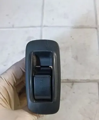 Toyota Corolla Verso AR10 Electric window control switch 54035228 84801