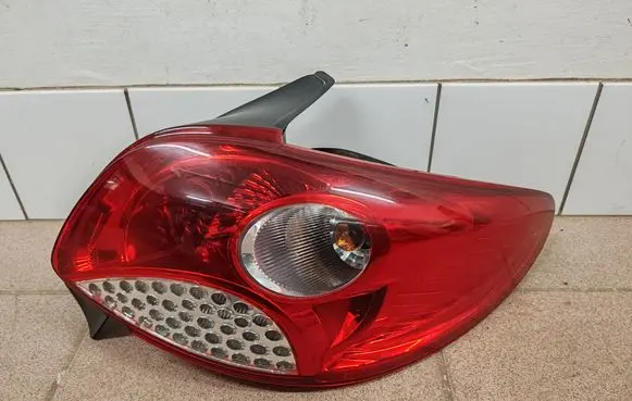 Peugeot 206+ Rear/tail lights 9685618180