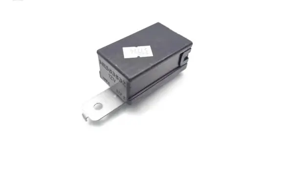 Mitsubishi Pajero Other relay MR583832