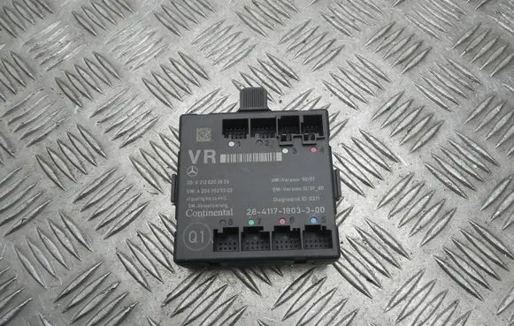 Mercedes-Benz C W204 Door control unit/module A2049001506