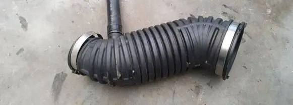 KIA Sportage Turbo air intake inlet pipe/hose 28130D3200