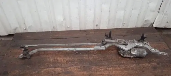 Porsche Cayenne (92A) Front wiper linkage and motor 7P0955023