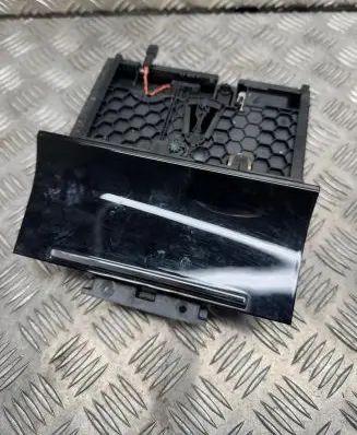 Skoda Superb B8 (3V) Ashtray (front) 3V2863071 3V2863071A