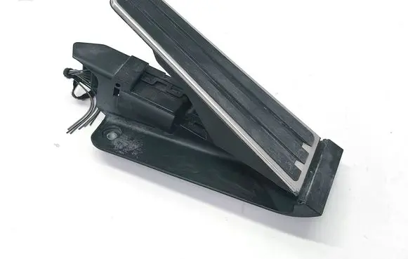 Porsche Panamera (970) Accelerator throttle pedal 97042302101