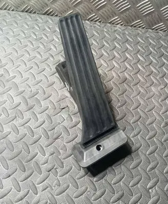 BMW 5 F10 F11 Accelerator throttle pedal 6852644 35426852644 25916010