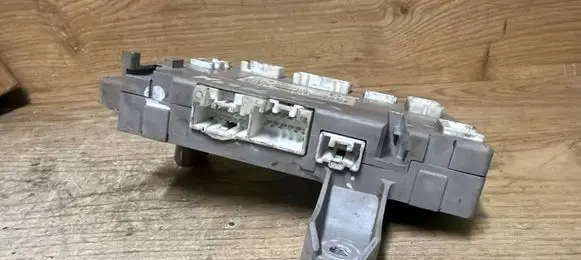 Mazda 6 Comfort/convenience module GR1L67560B K0216 06121