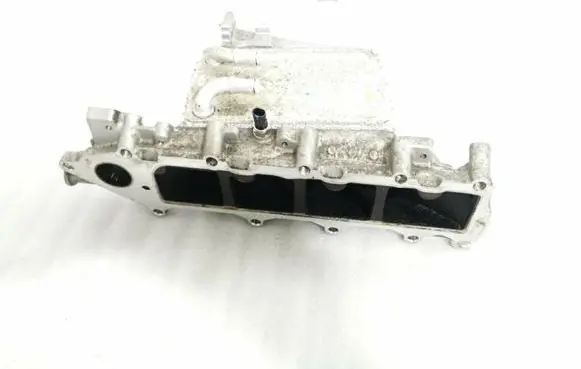 Volkswagen Golf VII Intake manifold