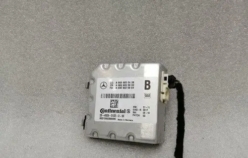 Mercedes-Benz C W204 Air suspension control unit module (rear) A0009050438