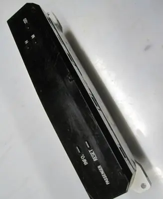 Toyota Hilux (AN10, AN20, AN30) Climate control/heater control trim 10832900K010