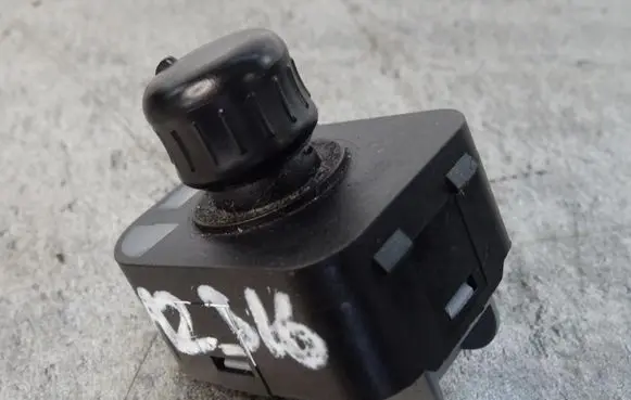 Audi A2 Other switches/knobs/shifts 8Z0959565