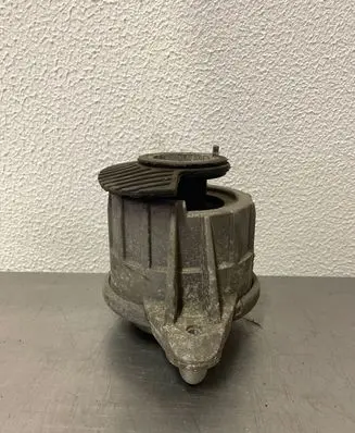Mercedes-Benz SL R231 Engine mount bracket A2312400017