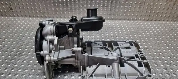 BMW 3 E90 E91 Oil pump S27705126 7798014