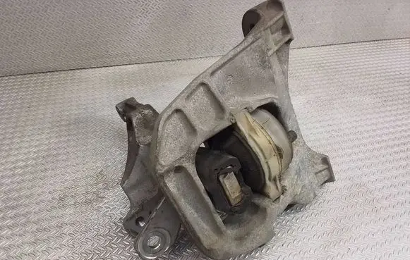 Toyota Proace Engine mount bracket A1S19GU3 4A110010