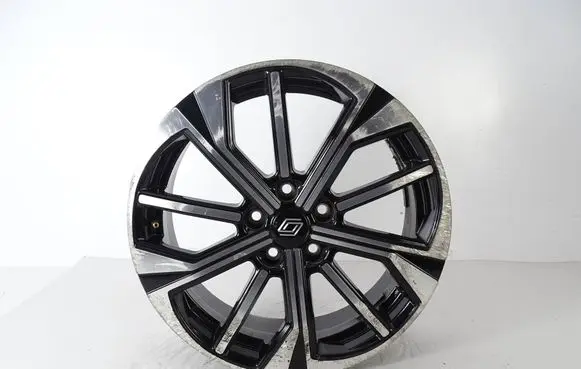 Renault Arkana Non-original wheel cap RE7658