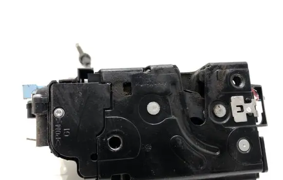 Skoda Octavia Mk2 (1Z) Front door lock 3D1837015AB