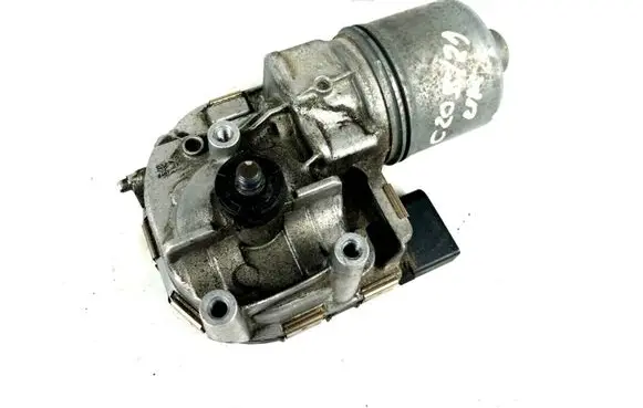 Mercedes-Benz C W205 Wiper motor 1137328776 3397021694