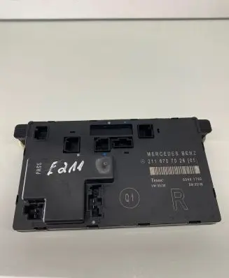 Mercedes-Benz E W211 Other control units/modules 2118707026 00401702