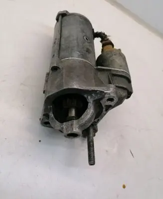 Opel Vivaro Starter motor
