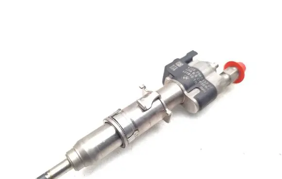 BMW 1 E81 E87 Fuel injector 7565137 7565137-03