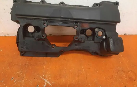 BMW 3 E46 Rocker cam cover 99085100