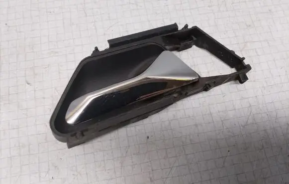 Mercedes-Benz E W124 Rear door interior handle 1247600261
