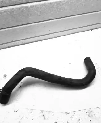 Brake vacuum hose/pipe