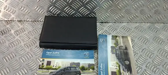 Opel Zafira B User manual 