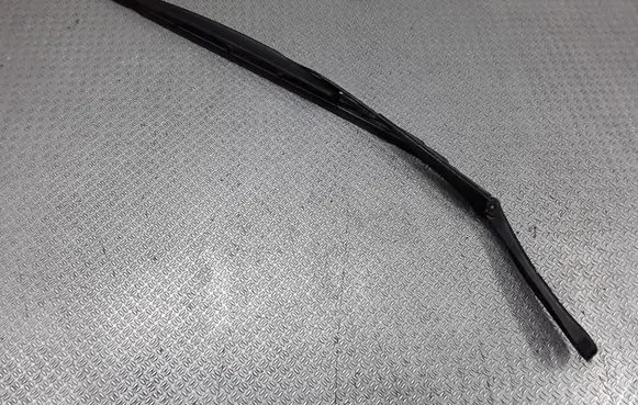Mercedes-Benz C W203 Windshield/front glass wiper blade A2038200544