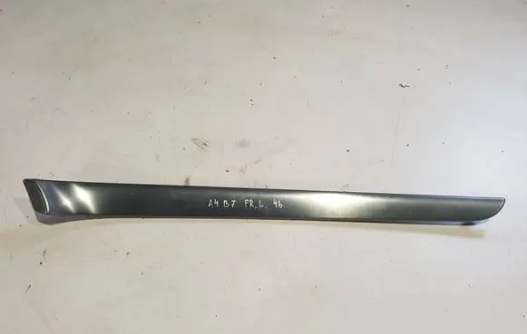 Audi A4 S4 B7 8E 8H Front door trim bar 8E0867410